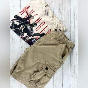 Men’s lot cargo khaki shorts and t-shirt set bundle.